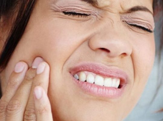 Come riconoscere i disordini temporo mandibolari TMD disturbi TMJ_ev